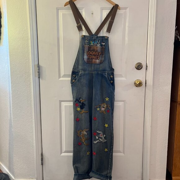 Looney Tunes Cool Trendy Destressed Summer Beach Overall's Sz Med - Picture 1 of 11